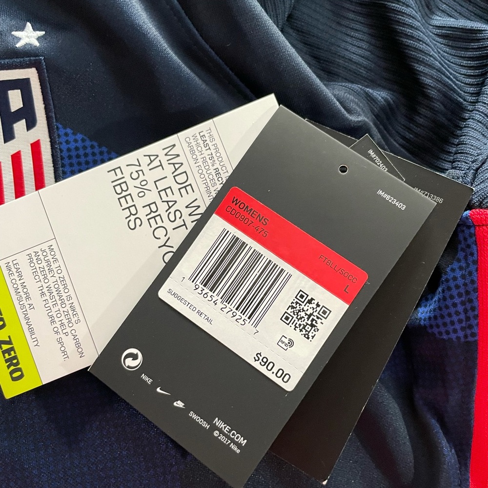 Women USA Soccer 2020 Away Jersey L NWT - Picture 6 of 8